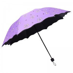 Smukt tryk 3 fold manuel åben magisk farveændrende paraply under regn